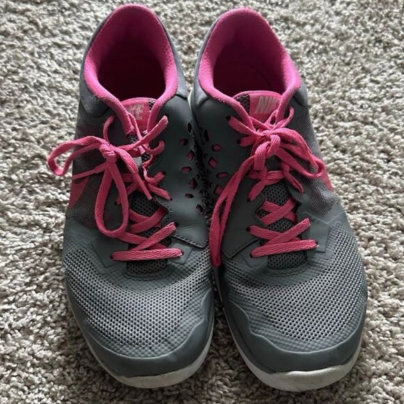 Nike Women's Flex Running Shoes 2015 Gray/Pink Size 10 - Picture 1 of 3